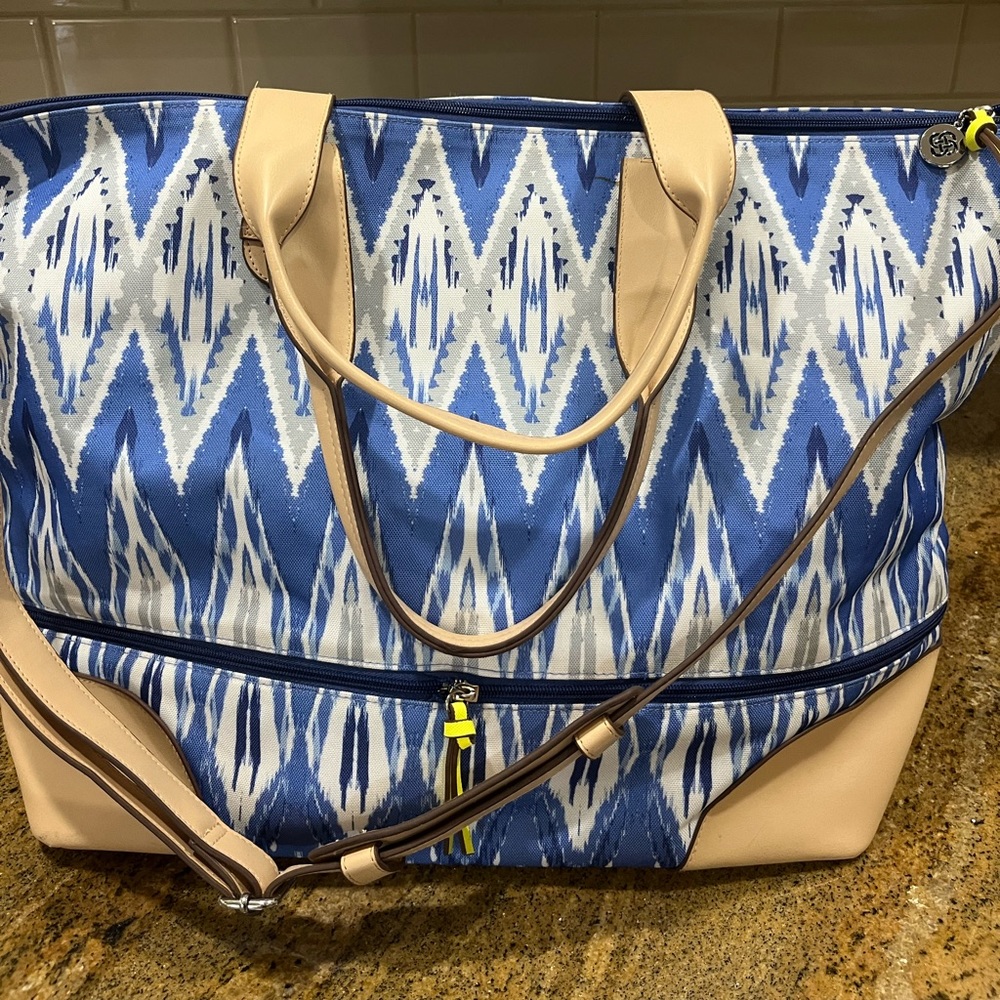New Stella and Dot Large Expandable Tote